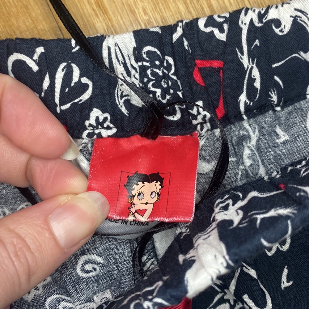 Betty Boop - Cotton Sleeping shorts - Size 8 - Picture 3 of 6